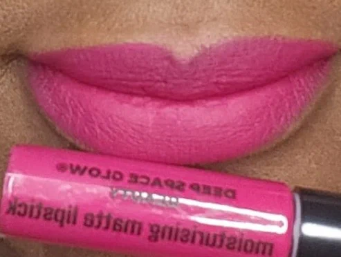 Moisturising Matte Lipstick - Space Crush