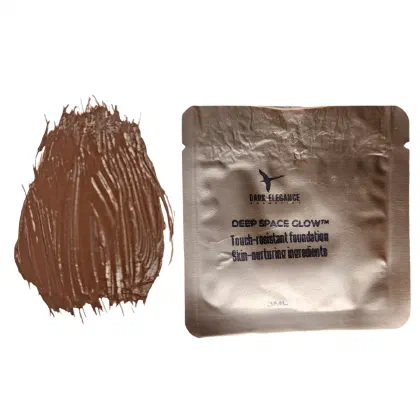 (Tester) Touch-resistant, skin-nurturing foundation